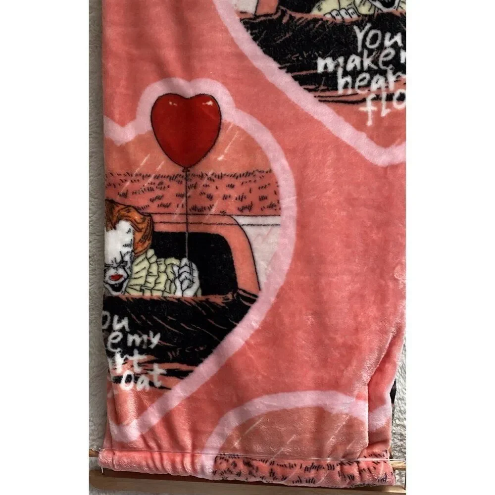 IT Pennywise Soft Plush Throw Blanket You Make My Heart Float‎ 50” X 70” NEW